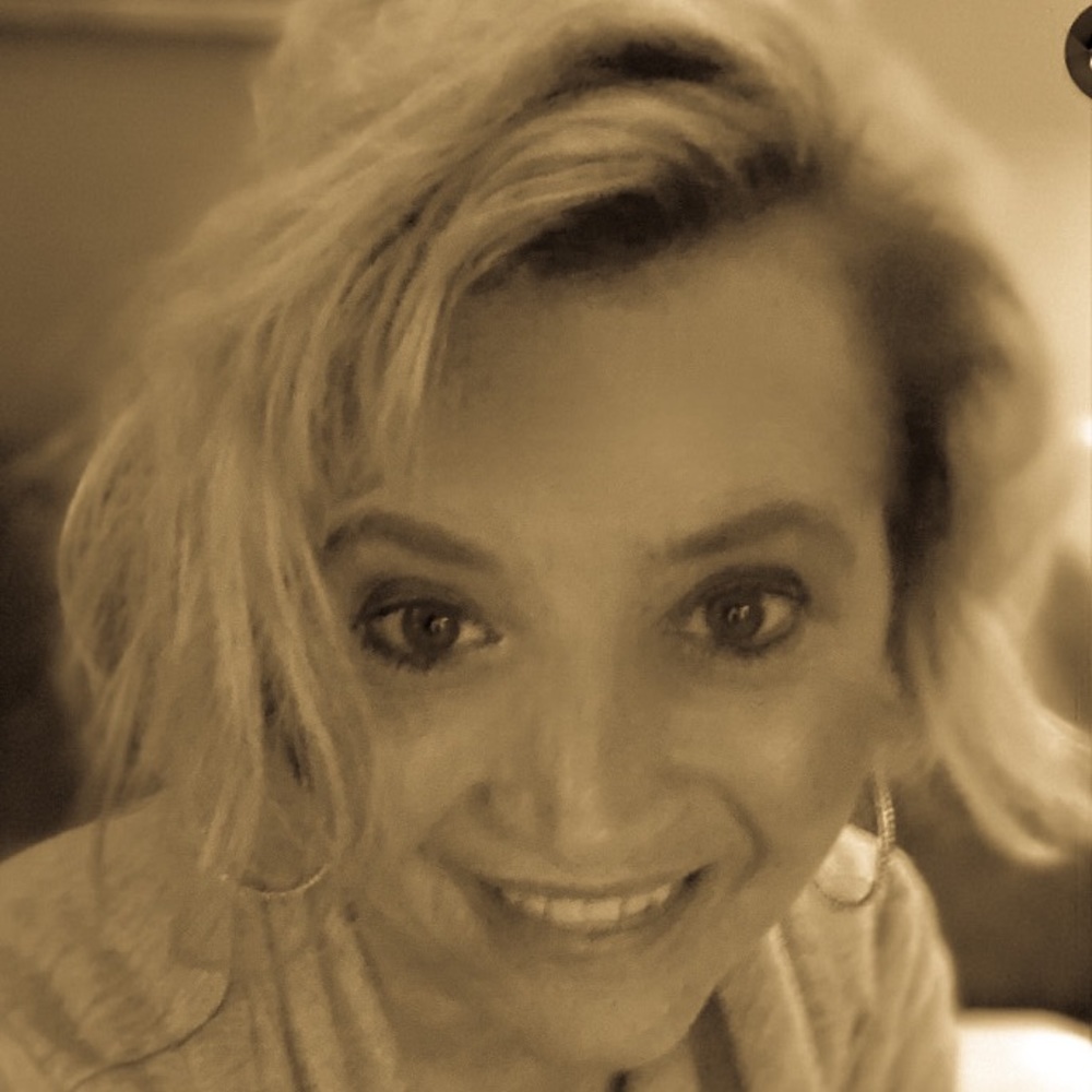 Meet your Posher, Deborah